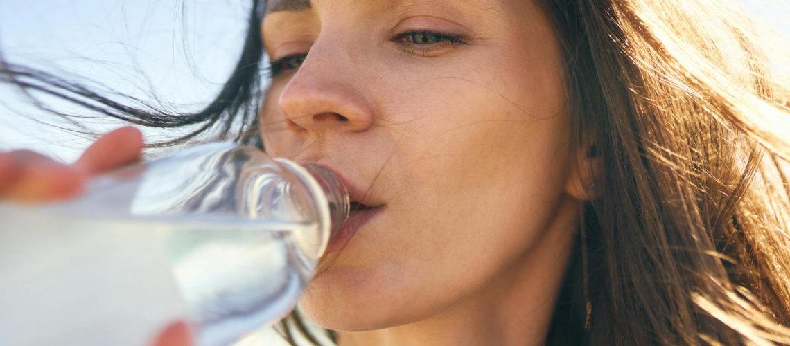 Canicule : le lien entre déshydratation et température corporelle